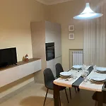 Da Paola לינה וארוחת בוקר 4*