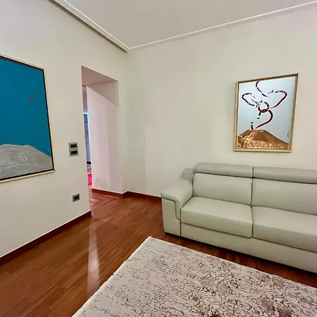 Da Paola Bed and Breakfast Νάπολη