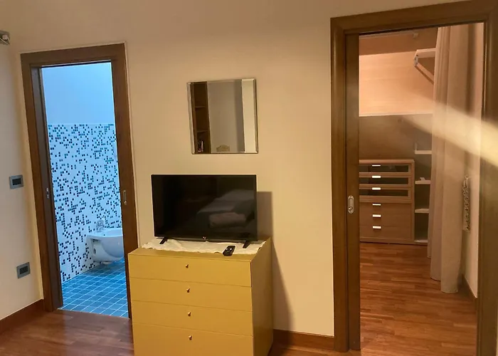 Da Paola 4* نابولي